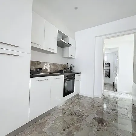 דירה Elegant T2 Avec Jardin *
