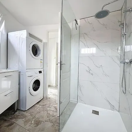 Elegant T2 Avec Jardin דירה
